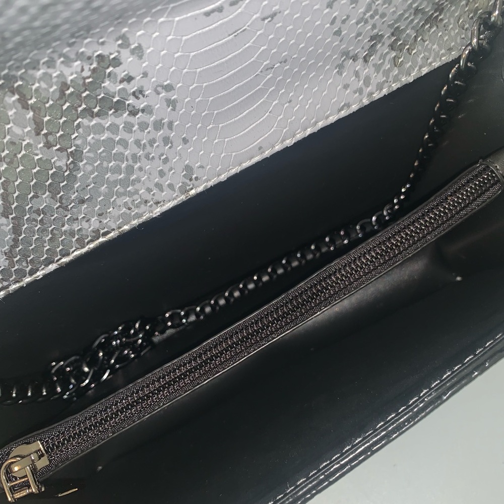 Gray Purse - Picture 5 of 7